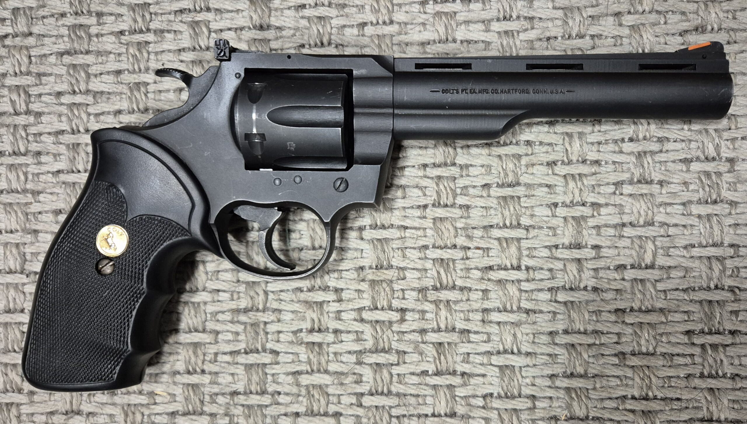 Colt Peacekeeper .357 Magnum revolveri