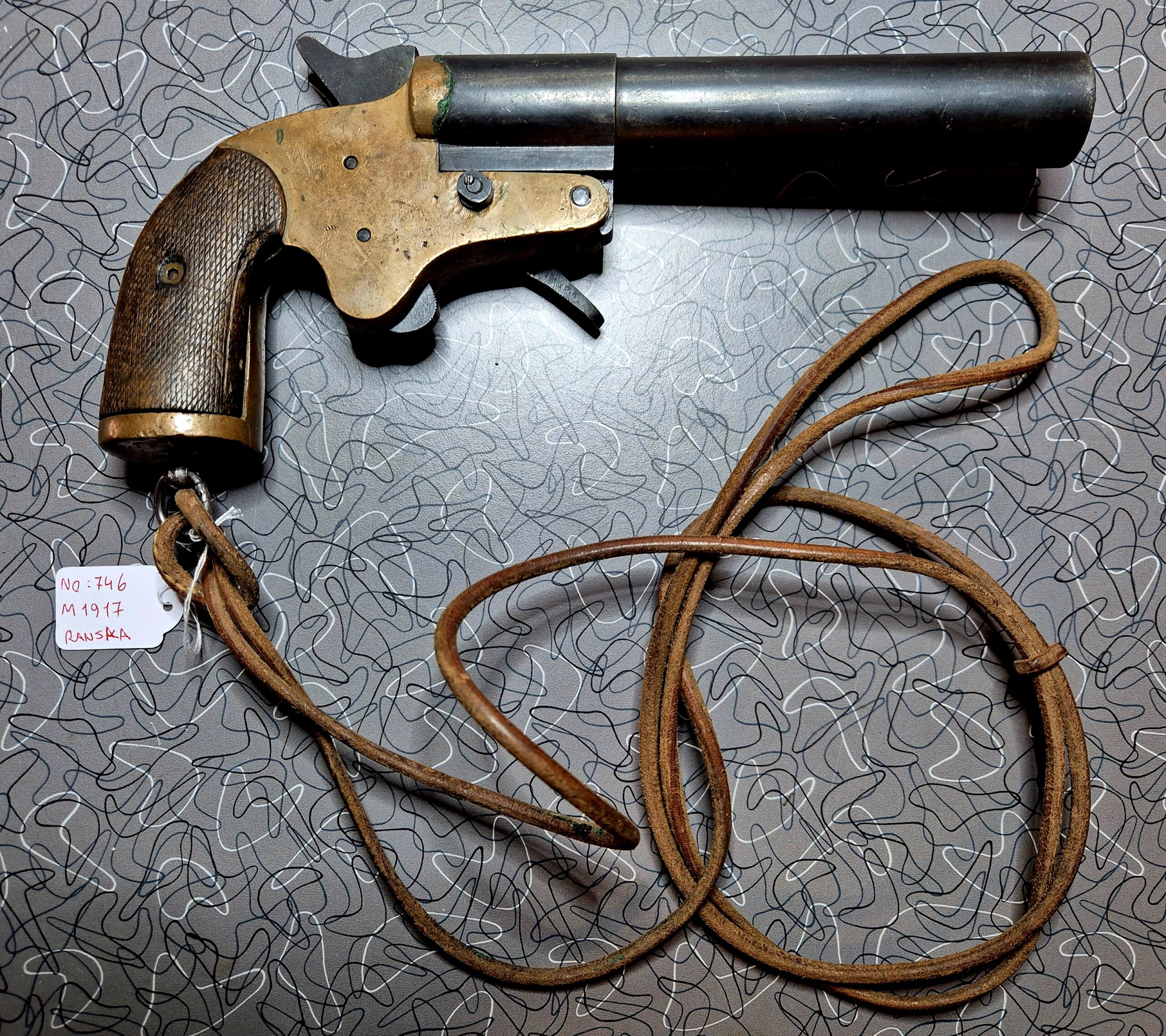 French WWI Model 1917 Flare Signal Pistol