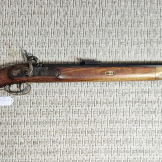 Mustaruutikivääri .45 cal.